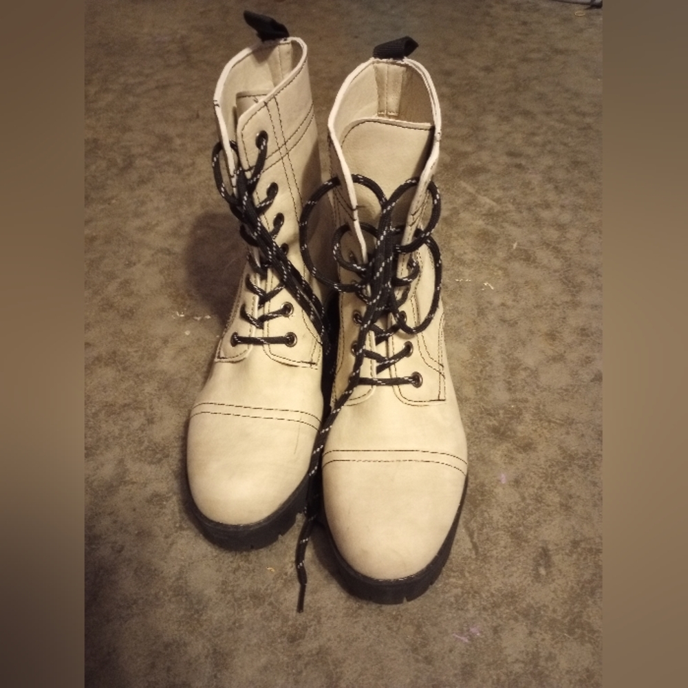 Cream Bombay style boots